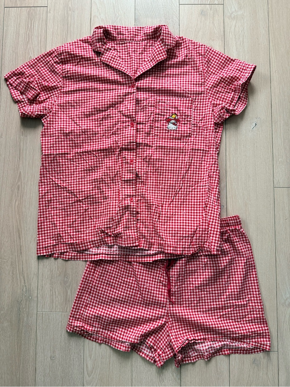 Uniqlo x Sanrio Hello Kitty My Melody Gudetama Pajama Top & Shorts Size M